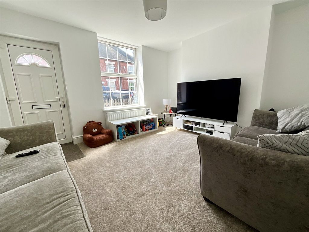 Property photo 2 of 11 Picture No. 04