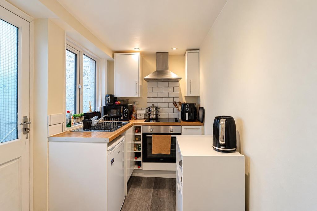 Property photo 3 of 15 74c4715B-402F-4Fa0-987c-Aec5F4Bd51Dd.Png