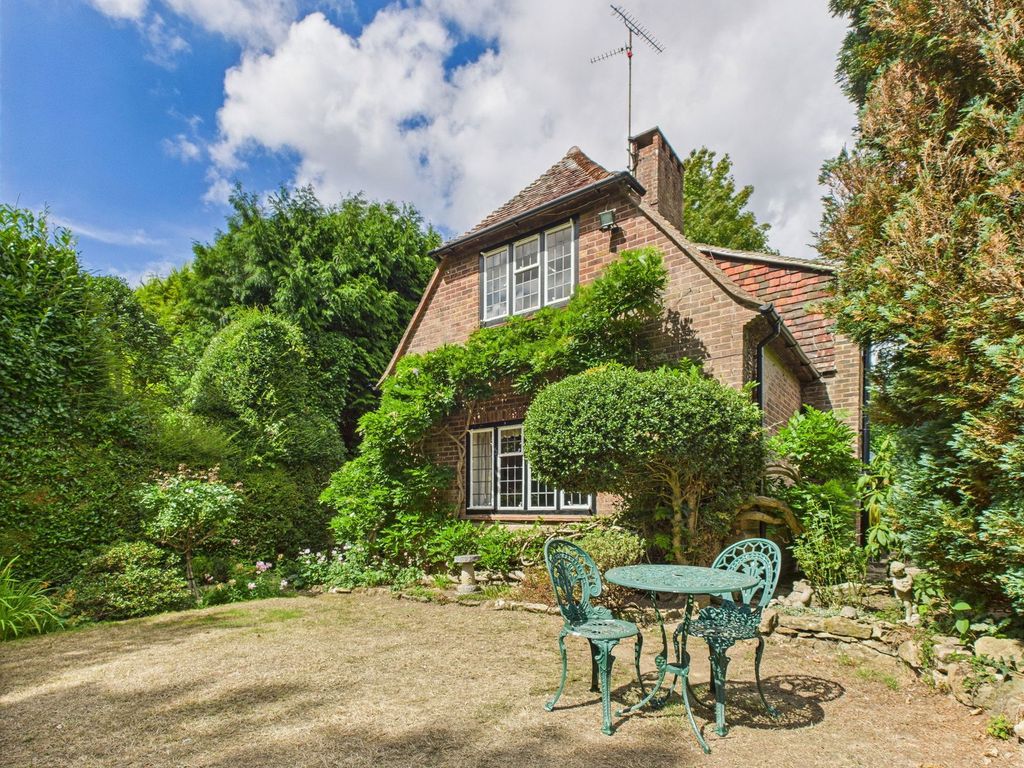 Property photo 1 of 25