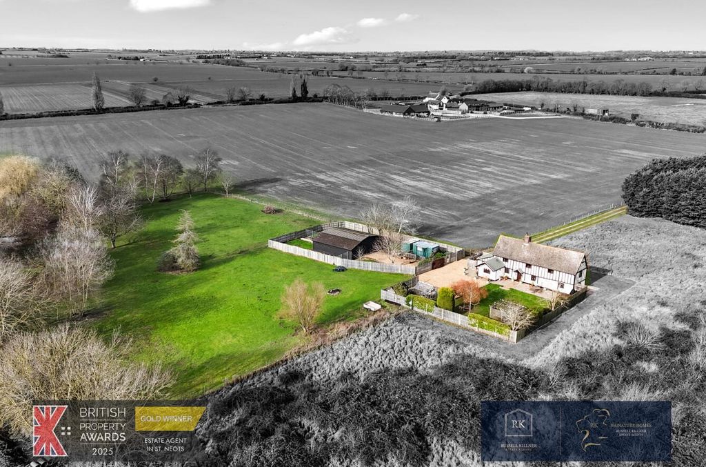 Property photo 2 of 31 Drone.