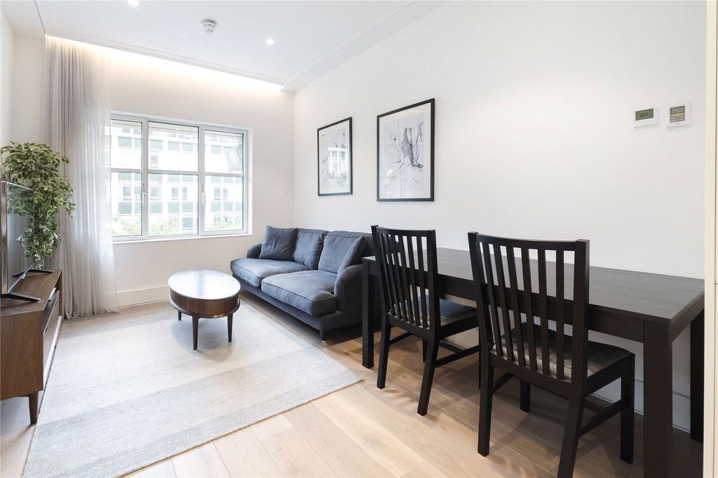 Property photo 1 of 9 Princes House