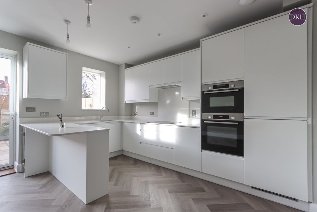 Property photo 2 of 16 Picture No. 16