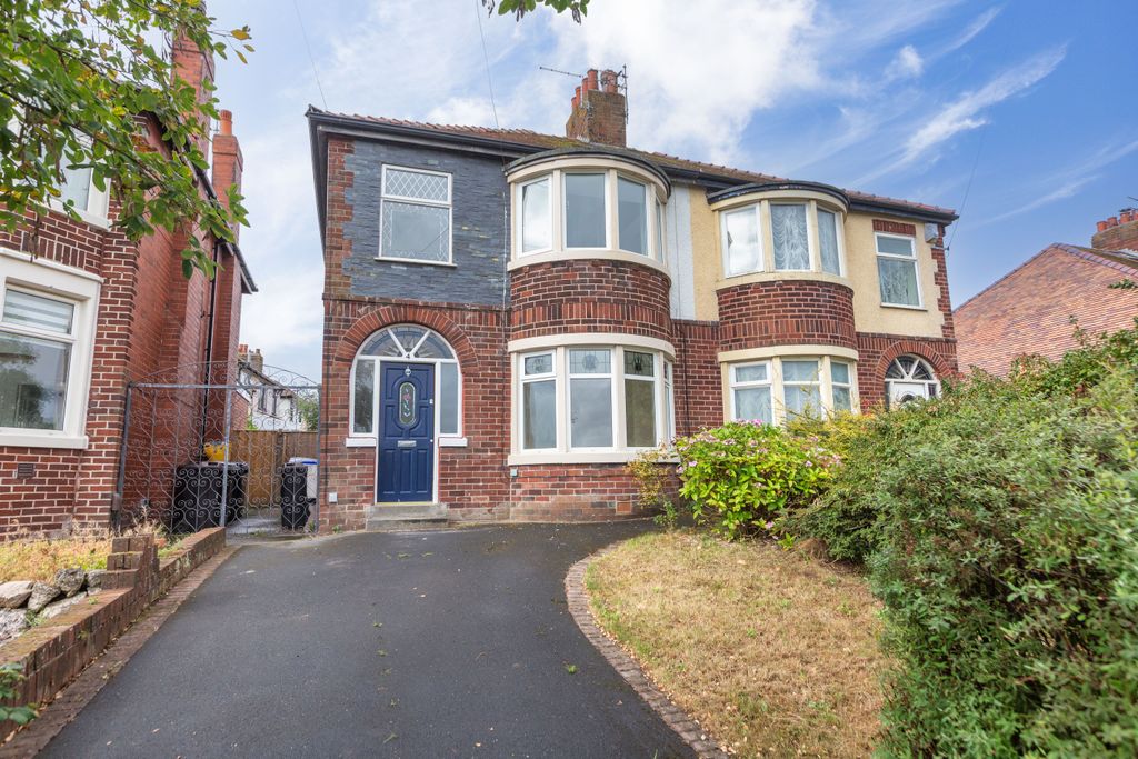 Property photo 1 of 21 1