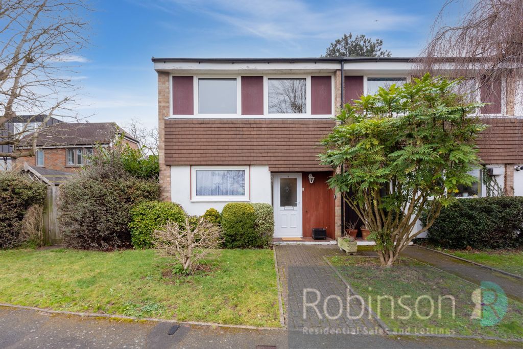 Property photo 1 of 15 Photo 5