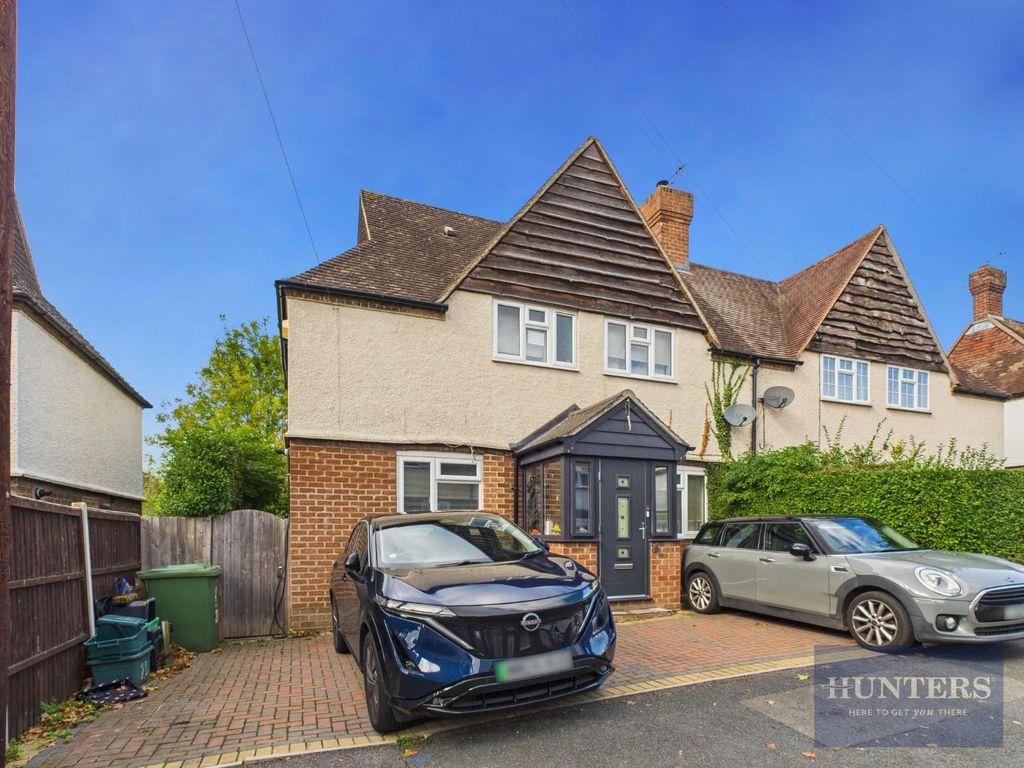 Property photo 1 of 16 Cam02256G0-Pr0417-Still015.Jpg