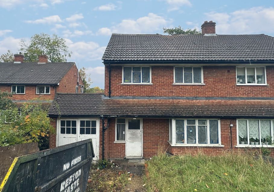 Property photo 1 of 17