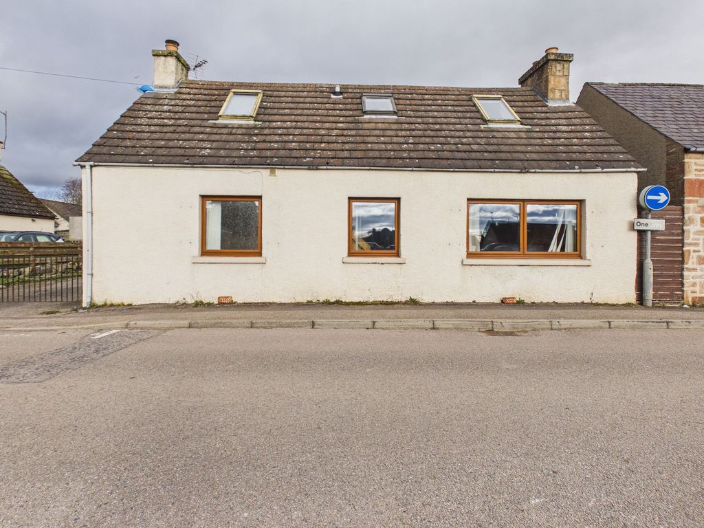 Property photo 2 of 36