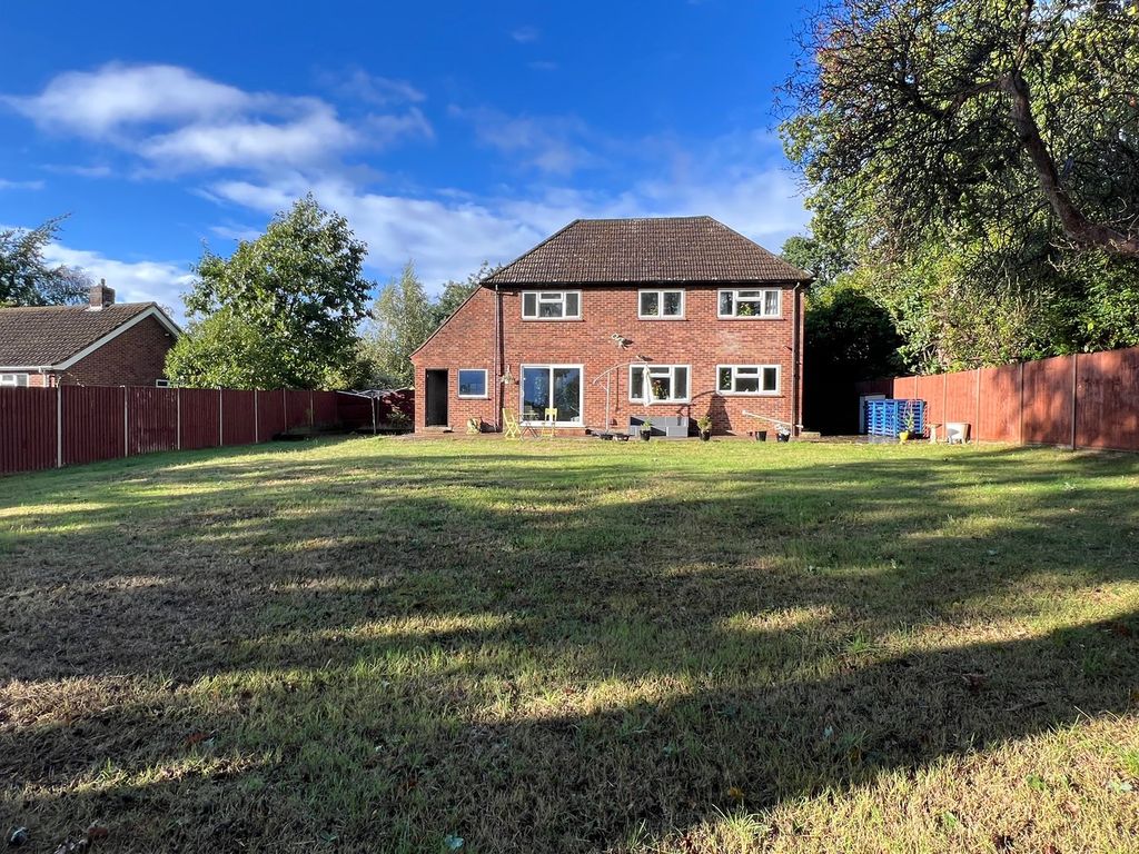 Property photo 2 of 21