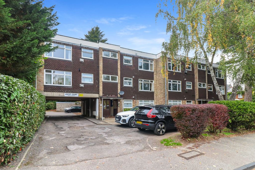 Property photo 2 of 15