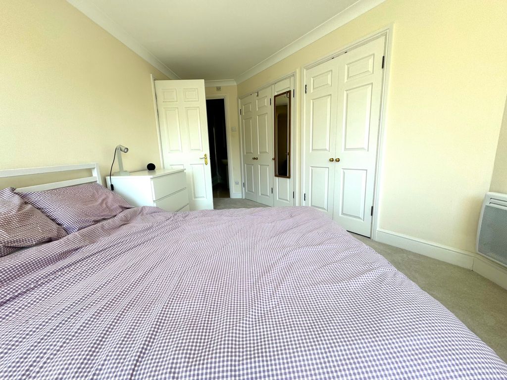 Property photo 3 of 6