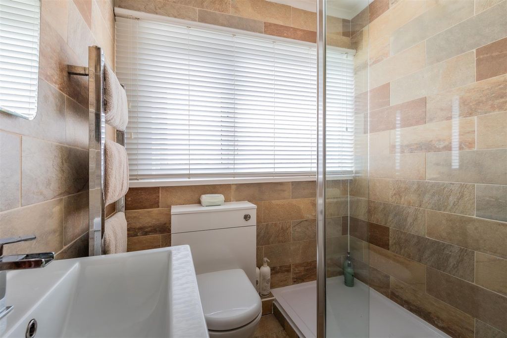 Property photo 2 of 14 116-4.Jpg