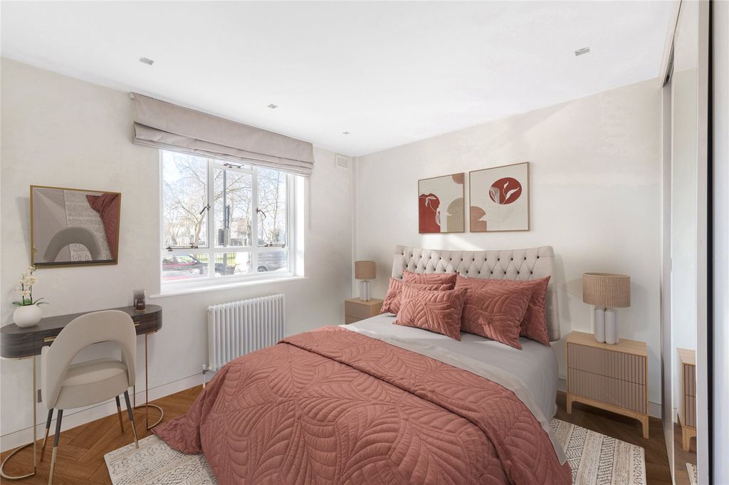 Property photo 3 of 11 Principal Bedroom