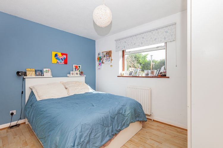 Property photo 3 of 11 304321