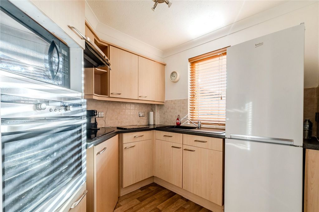 Property photo 3 of 9 Picture No. 01