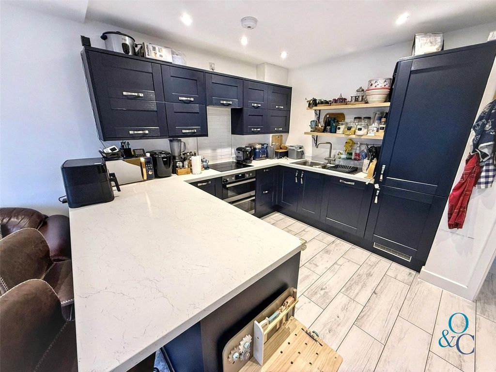 Property photo 3 of 20 Picture No. 08