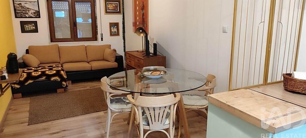 Property photo 1 of 40