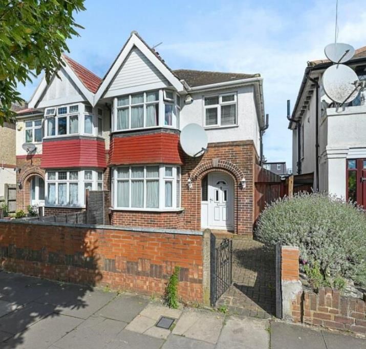 Property photo 1 of 10