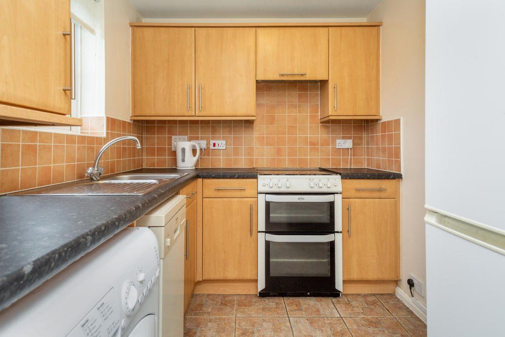Property photo 2 of 7 Picture No. 10