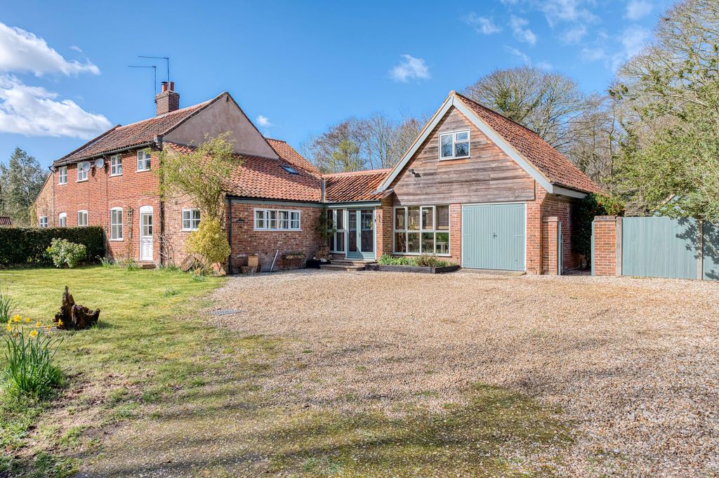 Property photo 1 of 30