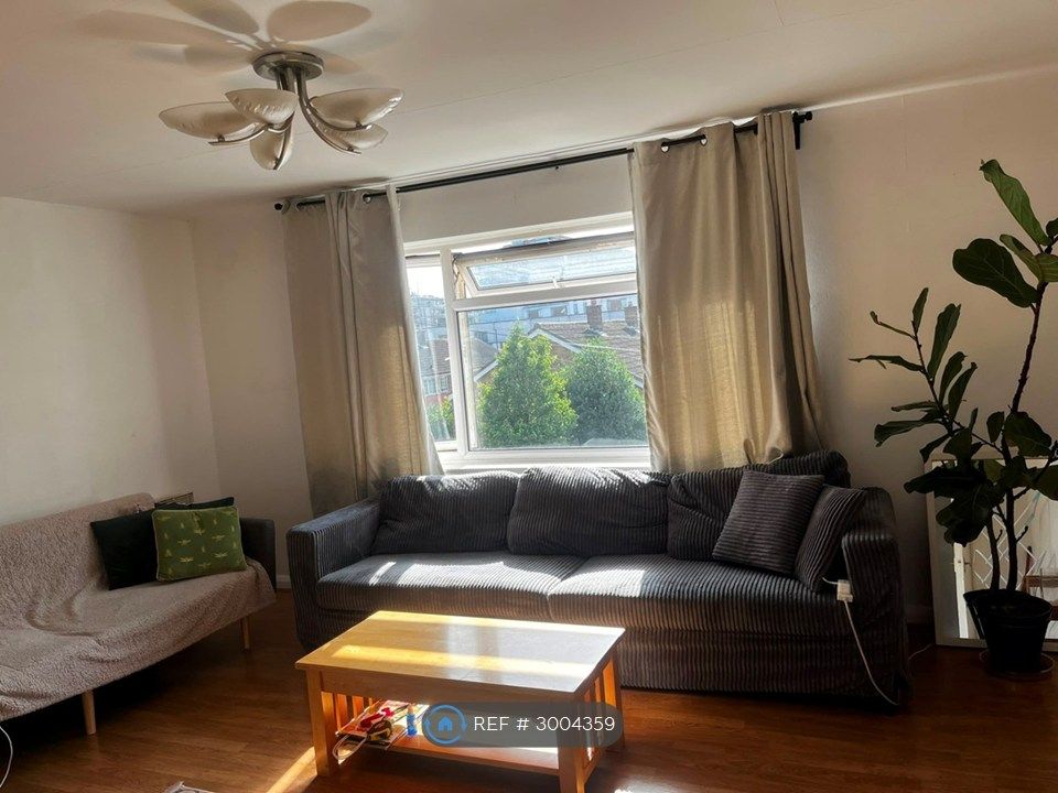 Property photo 3 of 7