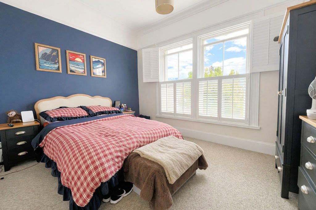 Property photo 2 of 6 Bedroom One