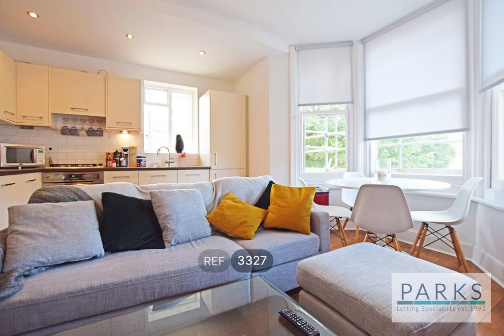 Property photo 3 of 11 Kitchen/Living Area