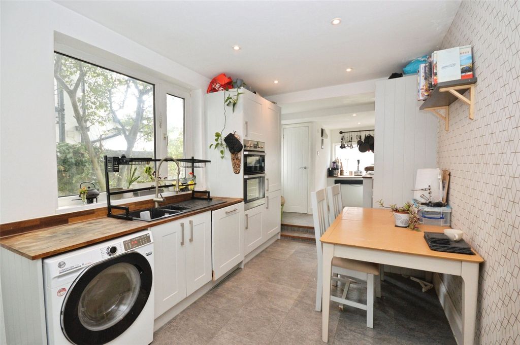 Property photo 3 of 12 Kitchen
