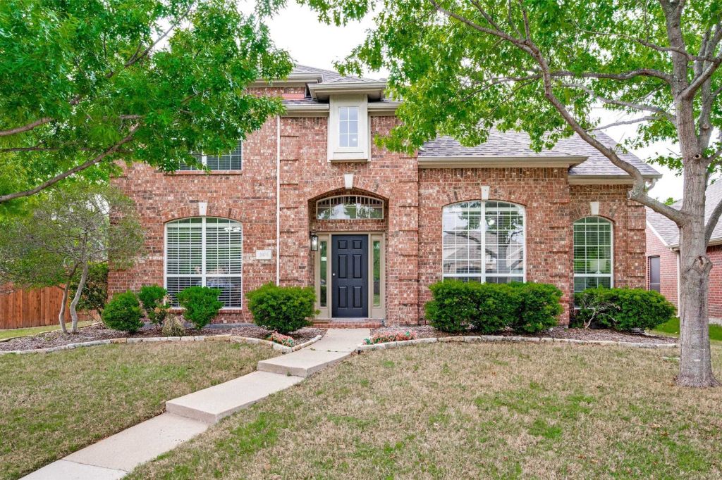 Property photo 1 of 25