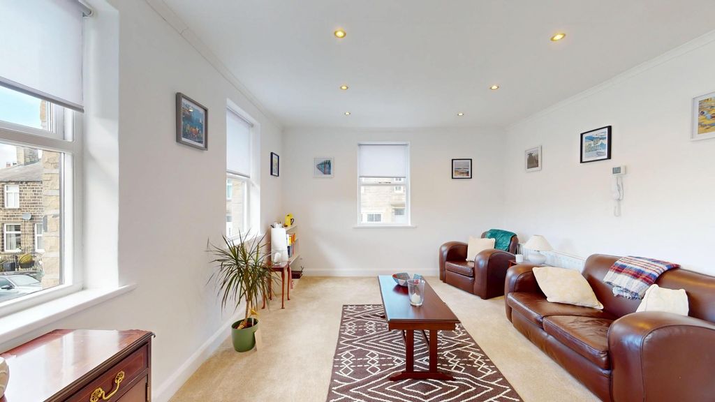 Property photo 3 of 15 Royd-Mews-03122025_203959.Jpg