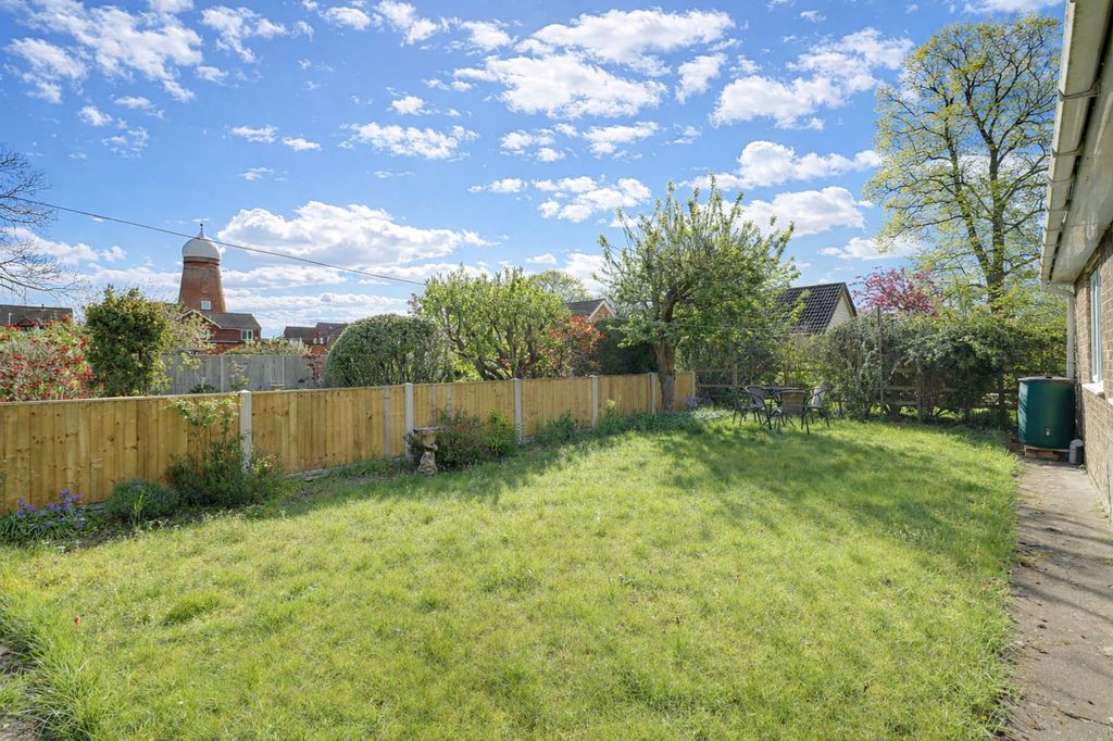 Property photo 2 of 22