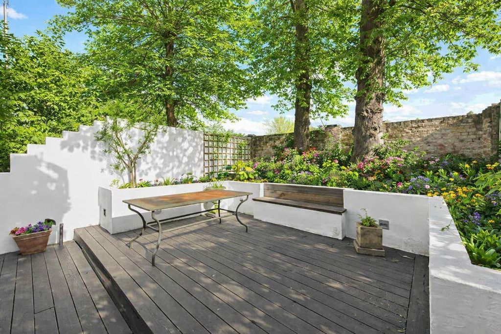 Property photo 1 of 12 Sinclair Road - Ai Gen