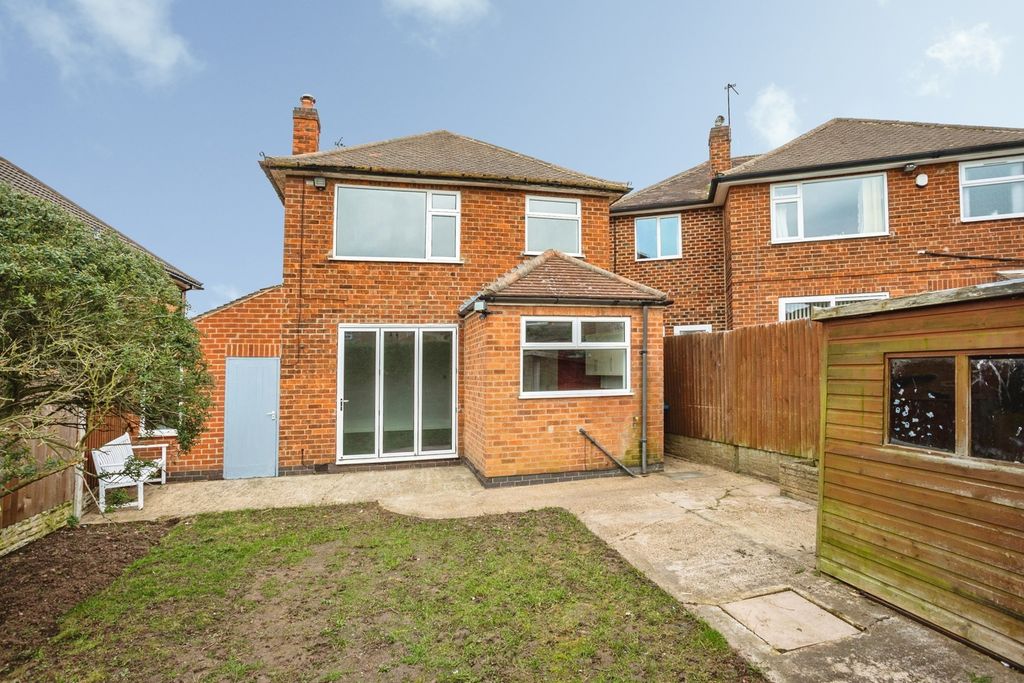 Property photo 2 of 17 Pbox-Img.Jpg