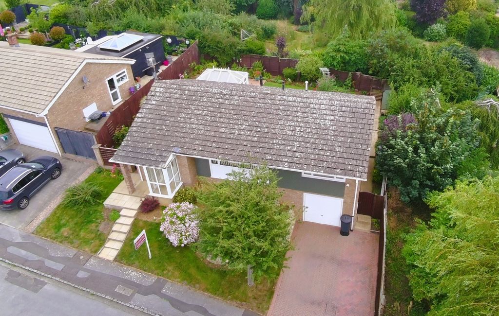 Property photo 2 of 16 Sing0011