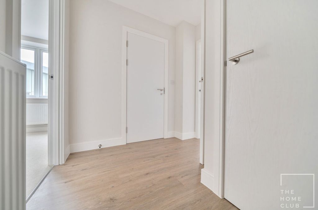 Property photo 3 of 13 38B3Fe82-2Df4-49Bb-Ab2B-E7Ef041c093E