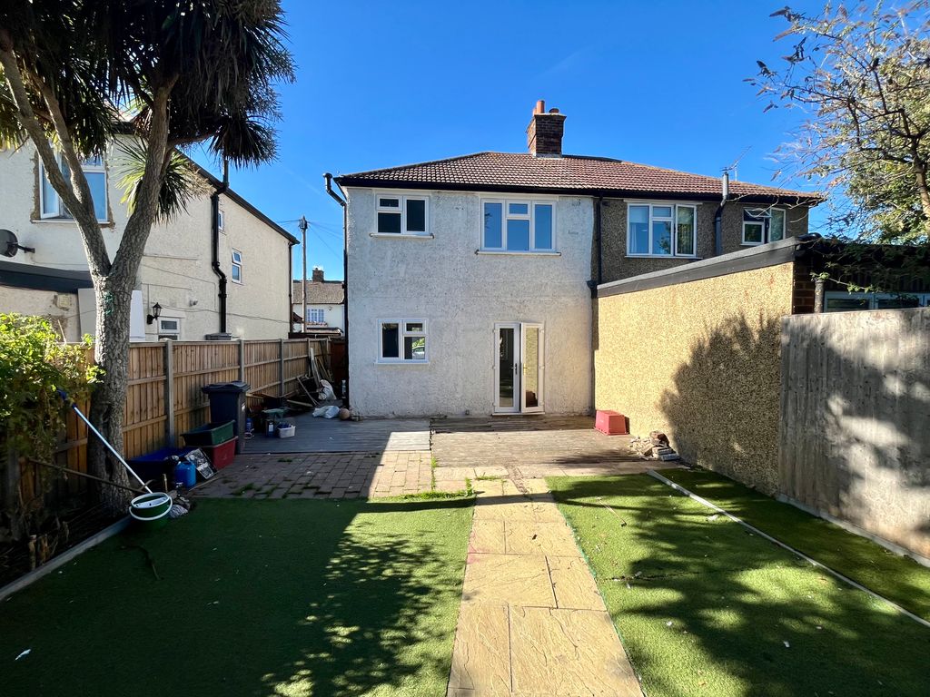 Property photo 2 of 12 Img_7940