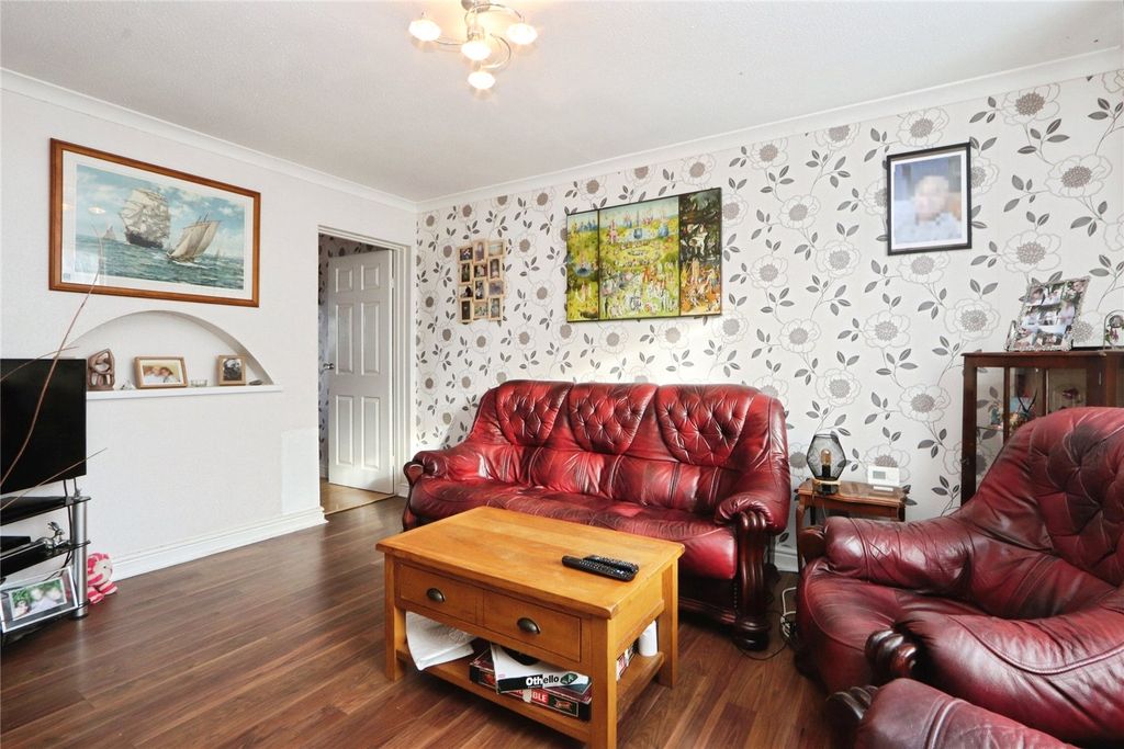 Property photo 3 of 12 Picture No. 03