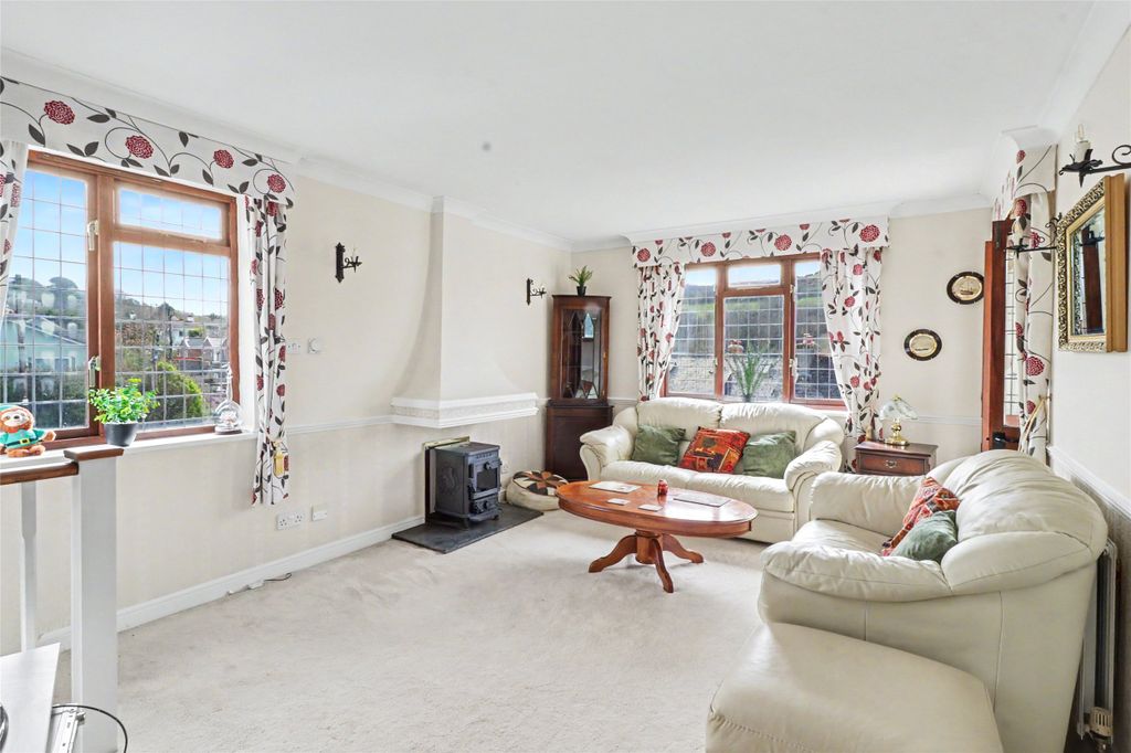 Property photo 3 of 17 3 - Picture No. 13