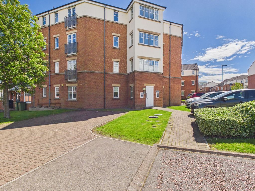 Property photo 1 of 10 External