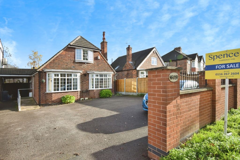 Property photo 2 of 17 Photo