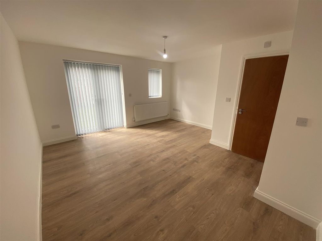 Property photo 2 of 13 Mu7Vvbdj90Obav2Jrd3Zbw.Jpg