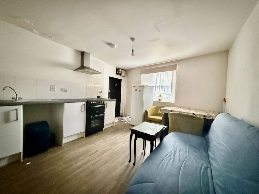 Property photo 3 of 10 Image 3