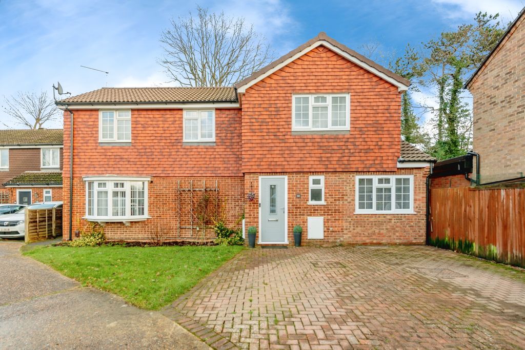 Property photo 1 of 17 Front