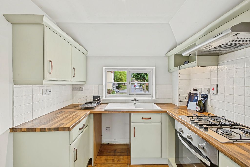 Property photo 2 of 15