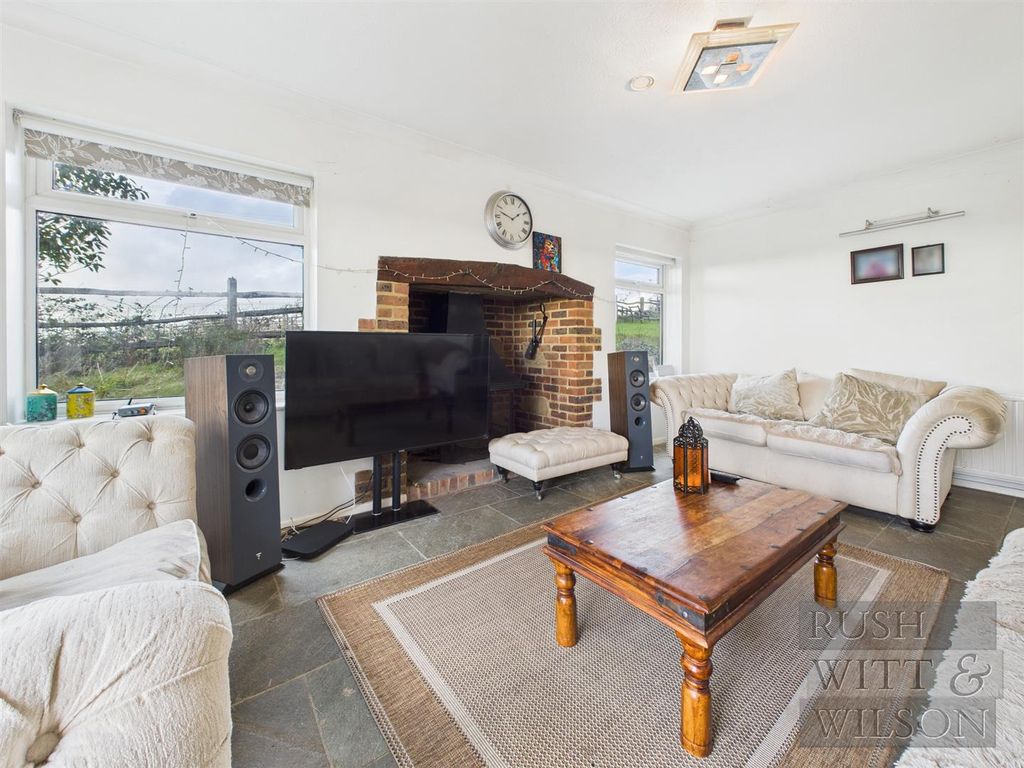 Property photo 3 of 50