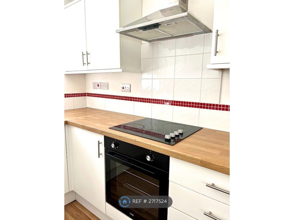 Property photo 2 of 3