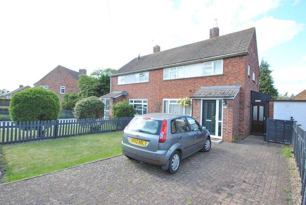 Property photo 2 of 20