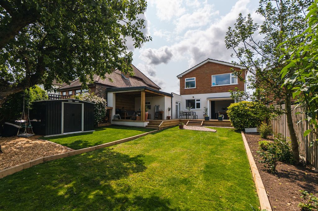 Property photo 1 of 40