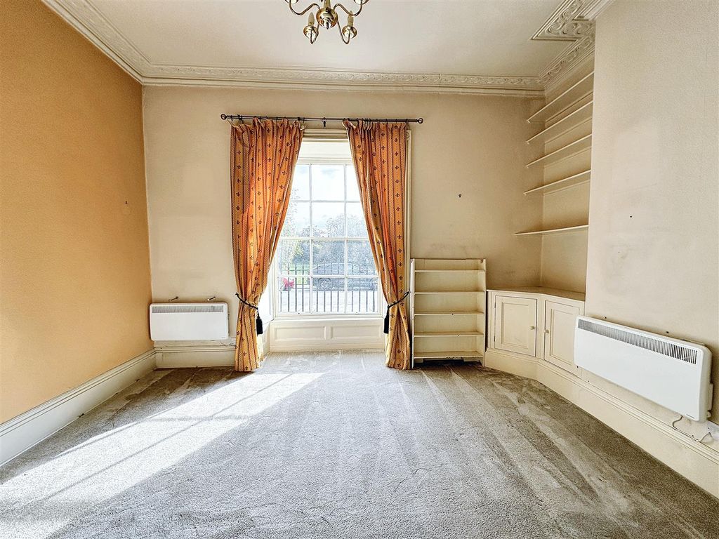 Property photo 3 of 10 Img_1449.Jpg