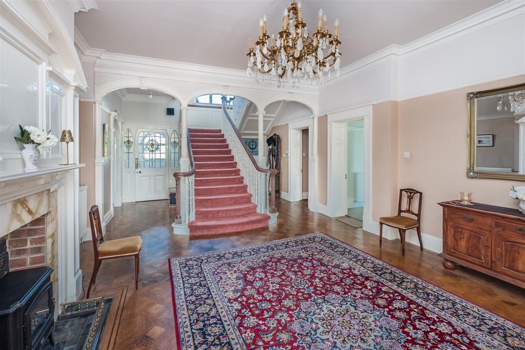 Property photo 3 of 23 Reception Hall