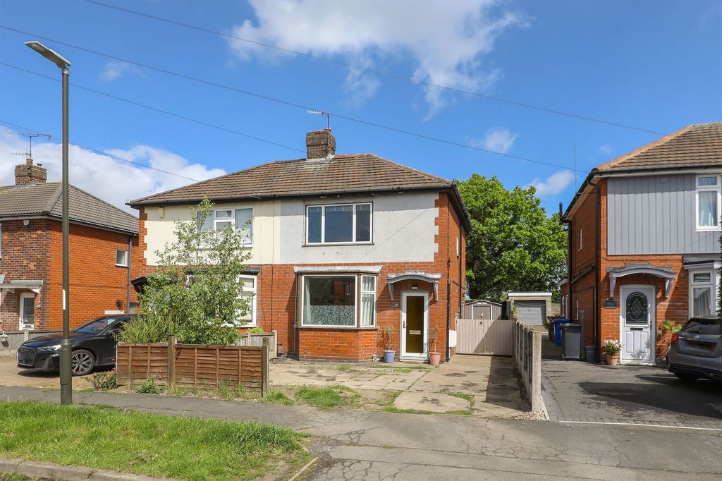 Property photo 1 of 23